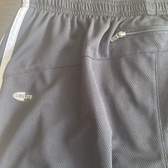 Adidas climalite shorts with lining - Picture 3 of 12